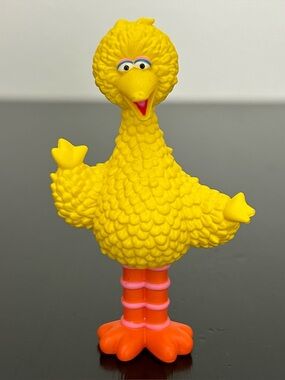 Sesame Street Place Big Bird Fill A Bus 3.5" Toy Sea World Busch PVC Figure